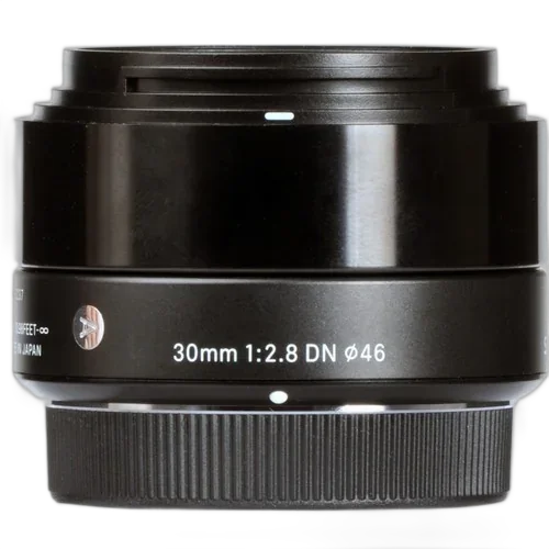 Объектив Sigma 30mm f/2.8 DN для MFT Mount