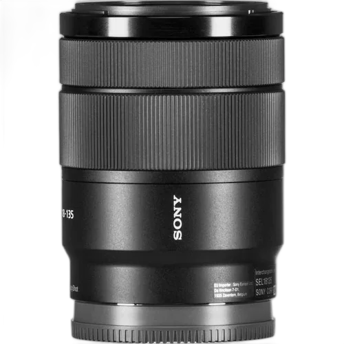 Объектив Sony E 18-135mm f/3.5-5.6 OSS