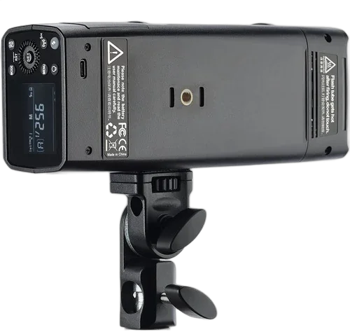 Вспышка Godox Witstro AD200Pro с поддержкой TTL