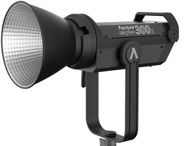 Светодиодный осветитель Aputure LS C300X 2700K-6500K Light Kit with V-Mount Battery Plate
