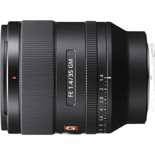 Объектив Sony FE 35mm f/1.4 GM 2 года